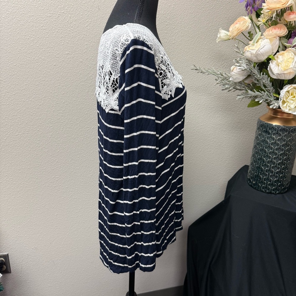 PinkBlush Navy Striped Top w/ White Crochet Lace Yoke Long Sleeve XL - Picture 4 of 6